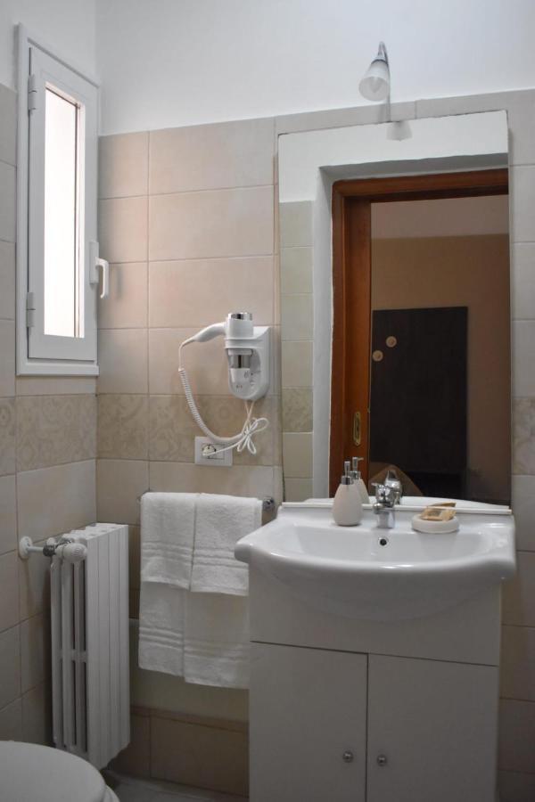 Samele Bed And Breakfast Lecce Esterno foto