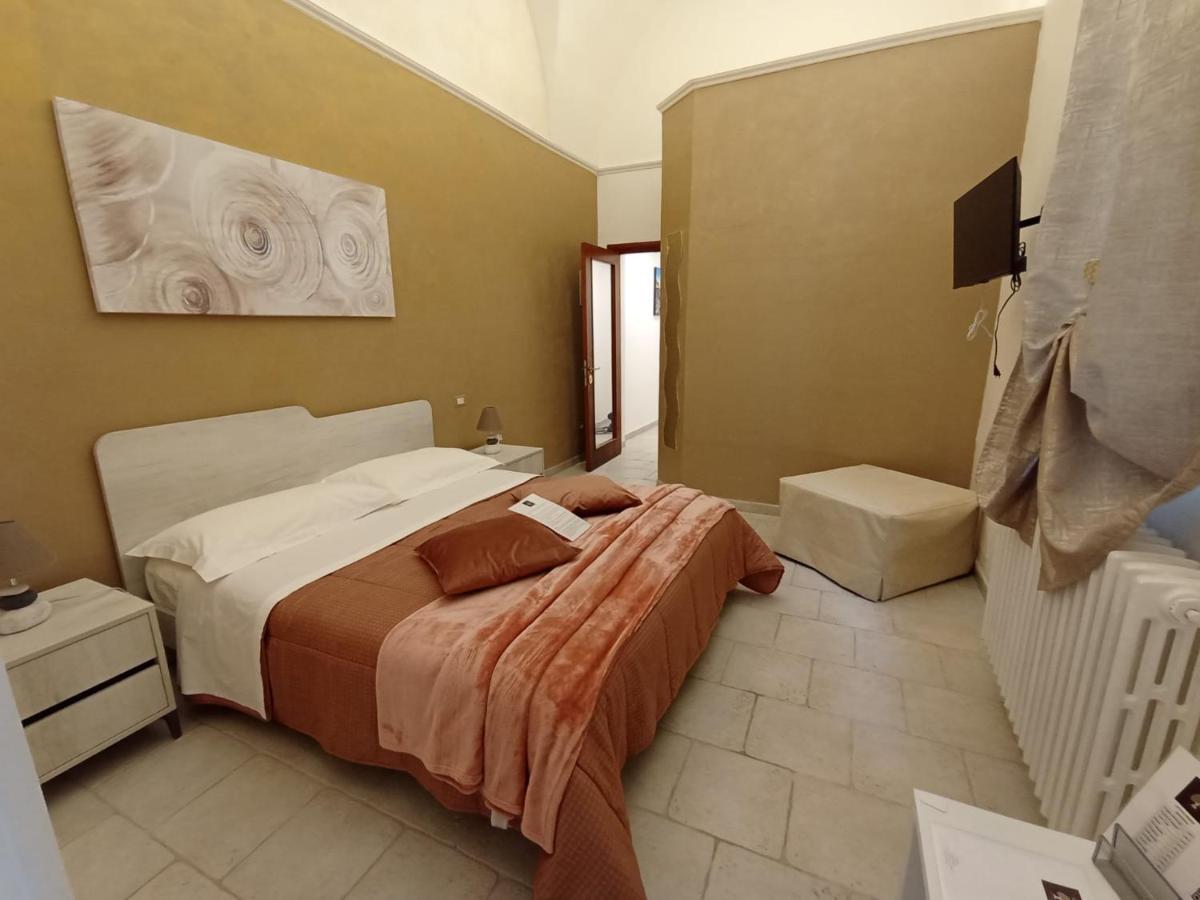 Samele Bed And Breakfast Lecce Esterno foto