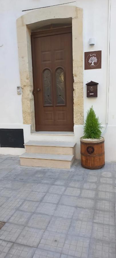 Samele Bed And Breakfast Lecce Esterno foto